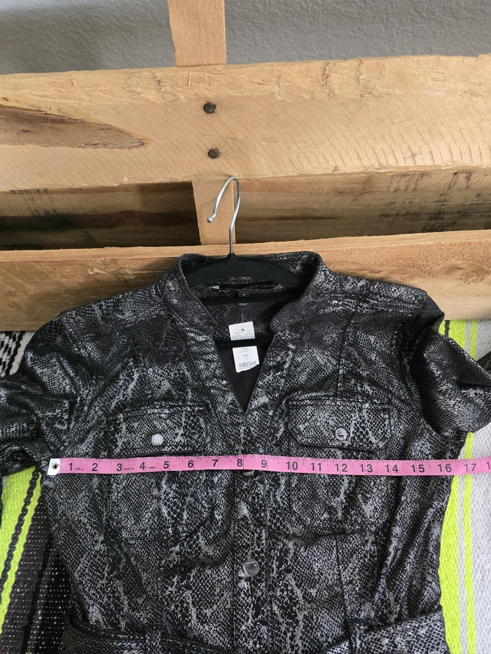 NWT White House Black Market foil reptile dress Size 4 Color:black/silver - Picture 10 of 11